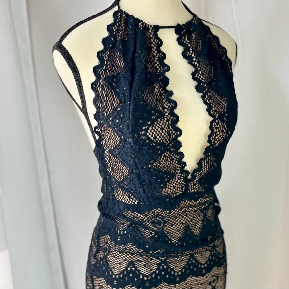 Nightcap Dress Belle Nuit Halter Gown, Black, Size M, NWT - Picture 10 of 16